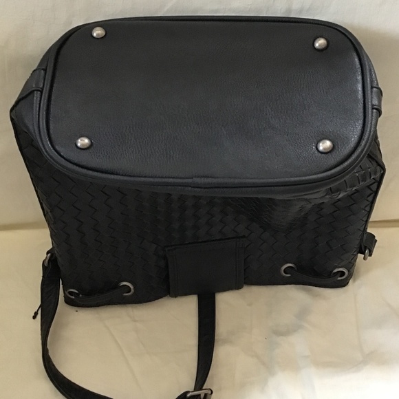 TopTen Crossbody Woven Drawstring Bucket Bag - New - Picture 7 of 10